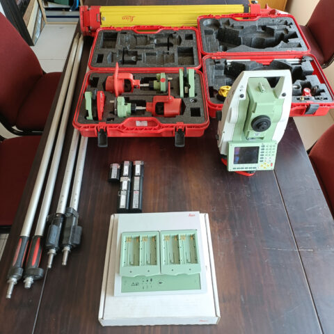 Leica TCRP1201 R300 Robotic Total Station