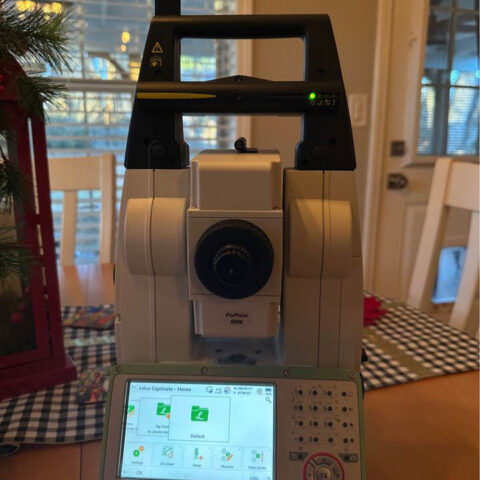 Leica TS13 1″ R1000 Robotic Total Station